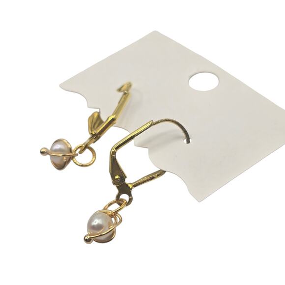 Pierced Earrings Baroque Pearl Soft Off White Wire Caged Small Artisan SKU2792 - Picture 6 of 7